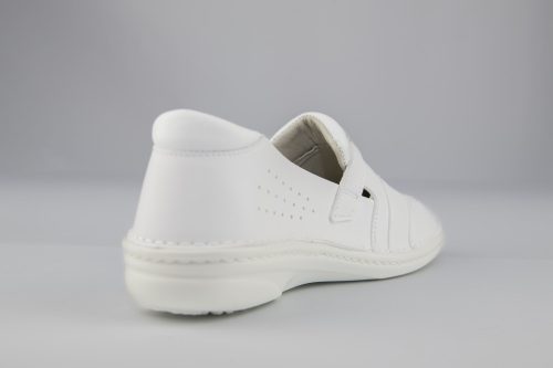 Varrott talpú félcipő (841)