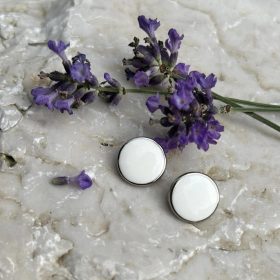 Fehér gomb cipőfűzőékszer | 1 db