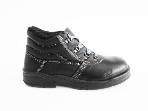 Safe+ bélelt bakancs